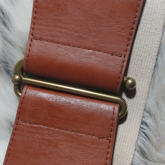 EXPRESS Elastic Belt - Picture 3 of 7